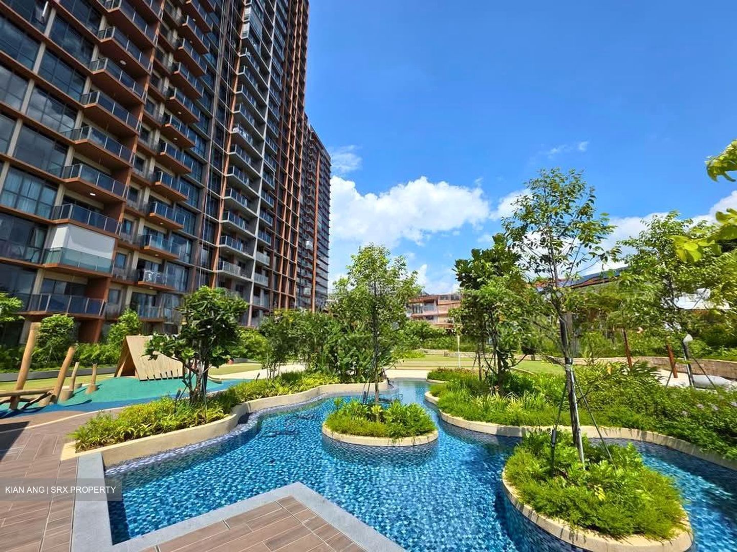 Amo Residence (D20), Apartment #565774421